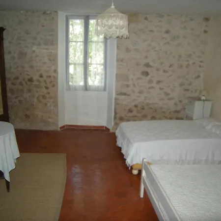 Tatil Evi Maison De Village Dans Les Gorges Du Verdon Quinson